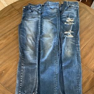 3 pairs of sz 4 American Eagle jeans. Take all 3